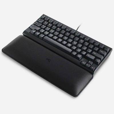 Glorious PC Gaming Race Stealth Keyboard Wrist Rest Regular - Compact Black - 4